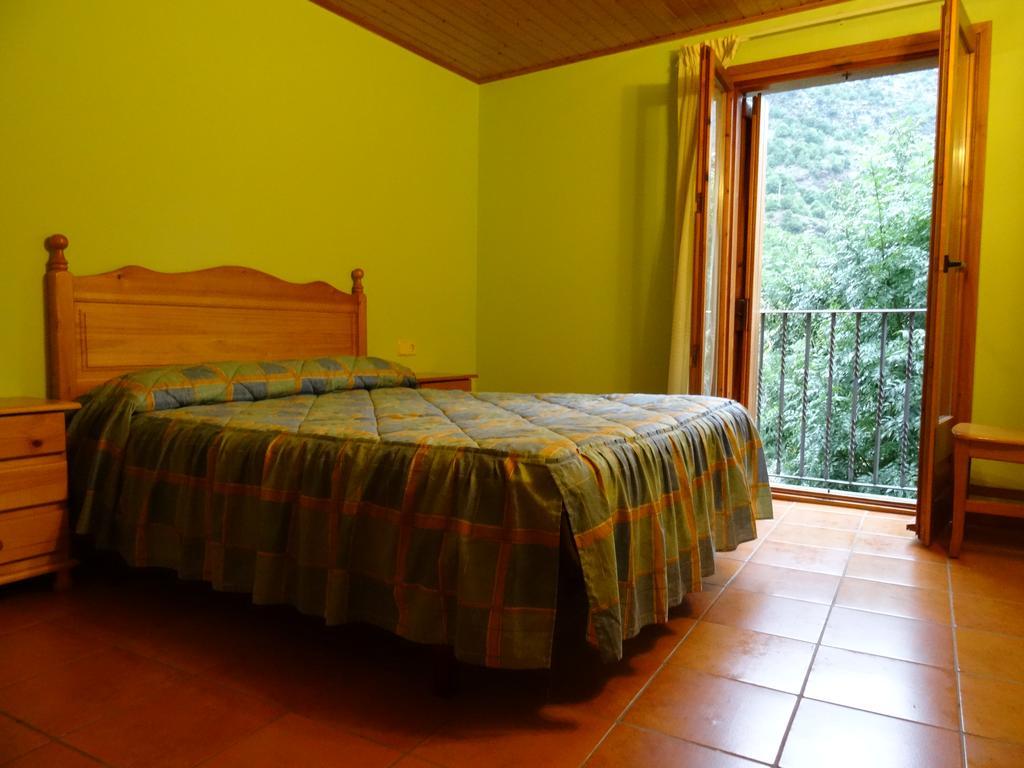 Apartaments La Canal Alins Экстерьер фото